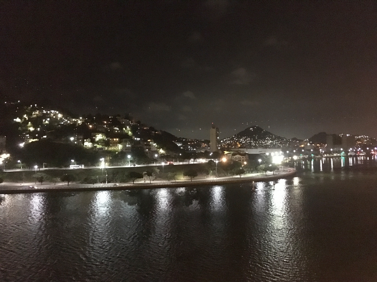 Brasilian ensimmäinen satama Vitoria, kohti Rio de Janeiroa